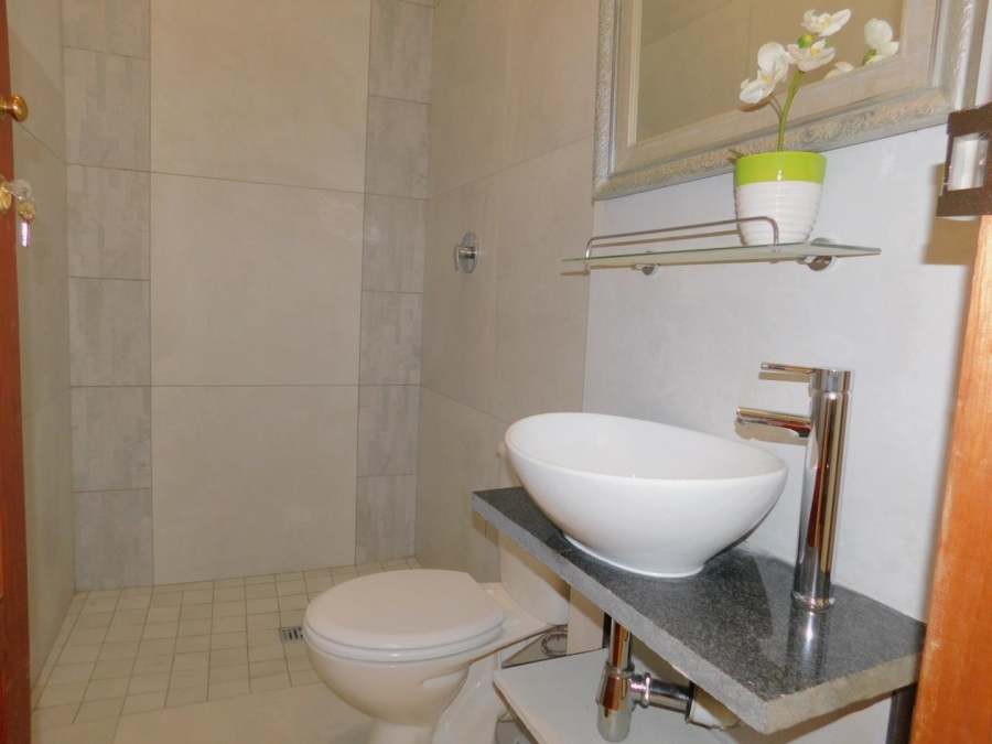 To Let 1 Bedroom Property for Rent in Craighall Gauteng