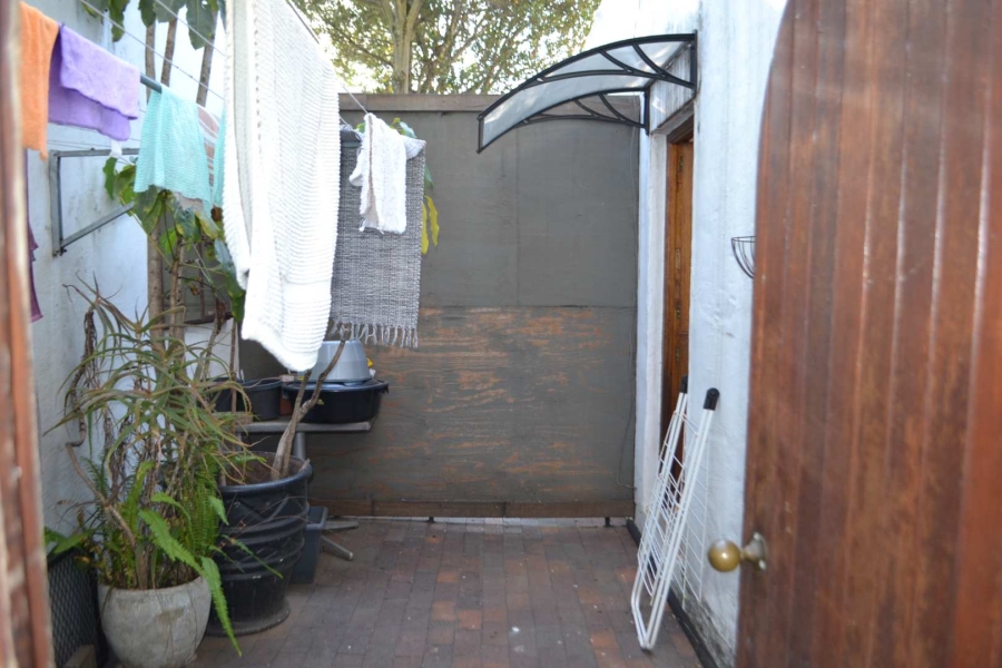 To Let 1 Bedroom Property for Rent in Craighall Gauteng
