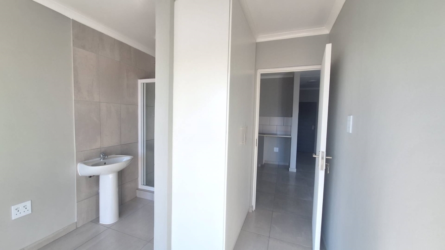 To Let 2 Bedroom Property for Rent in Ferndale Gauteng