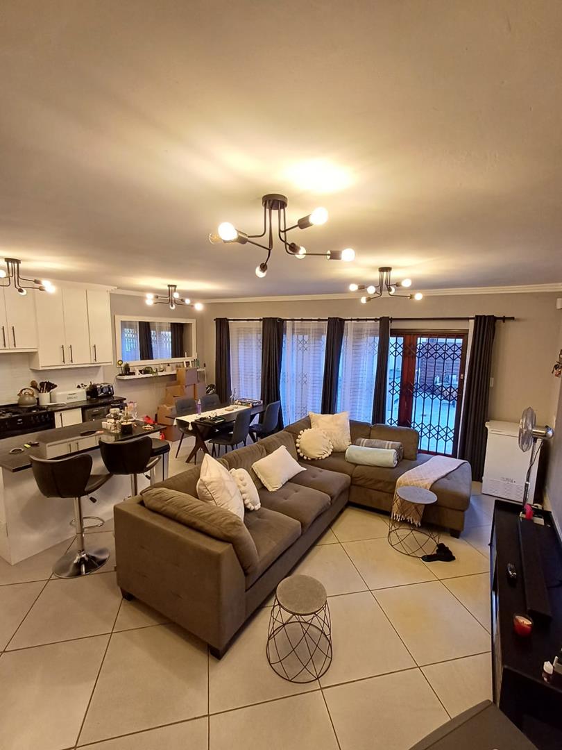 To Let 5 Bedroom Property for Rent in North Riding Gauteng