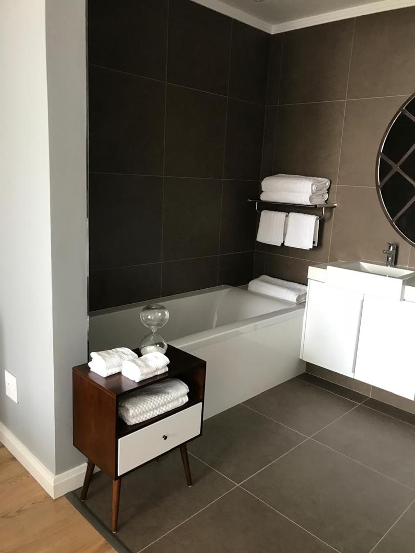 To Let 2 Bedroom Property for Rent in Morningside Gauteng