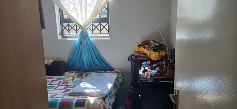 2 Bedroom Property for Sale in Clayville Gauteng