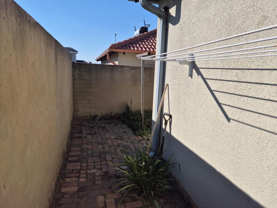2 Bedroom Property for Sale in Riverside View Gauteng