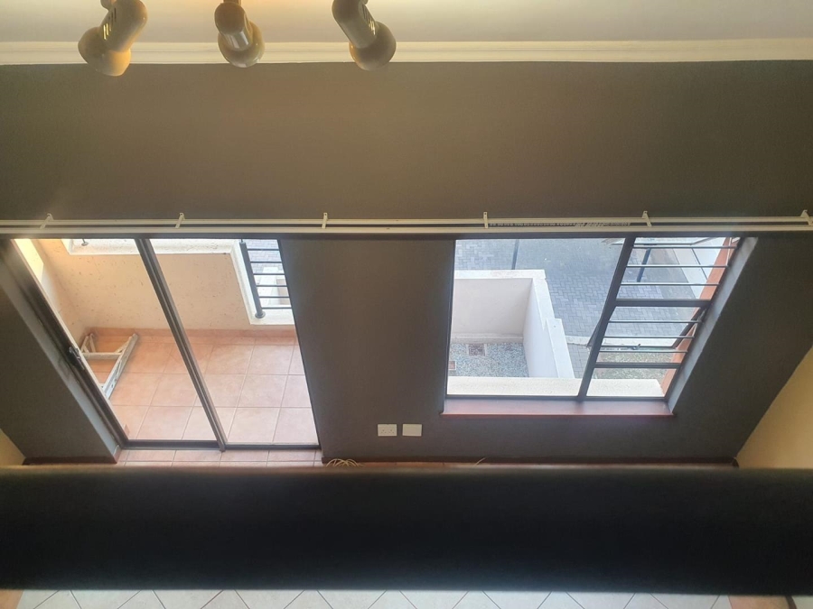 1 Bedroom Property for Sale in Hatfield Gauteng
