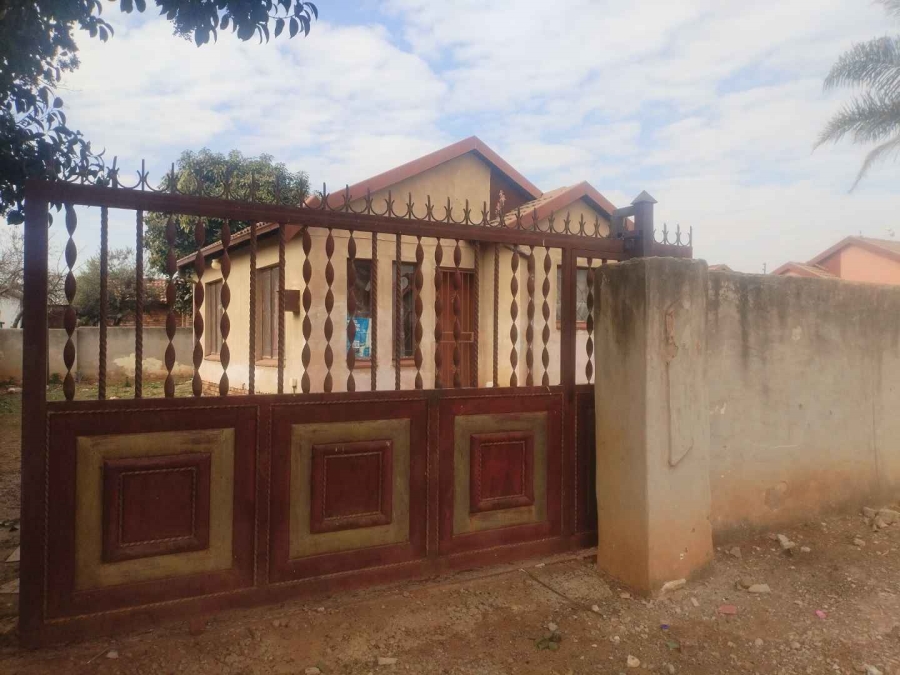 2 Bedroom Property for Sale in Mahube Valley Gauteng