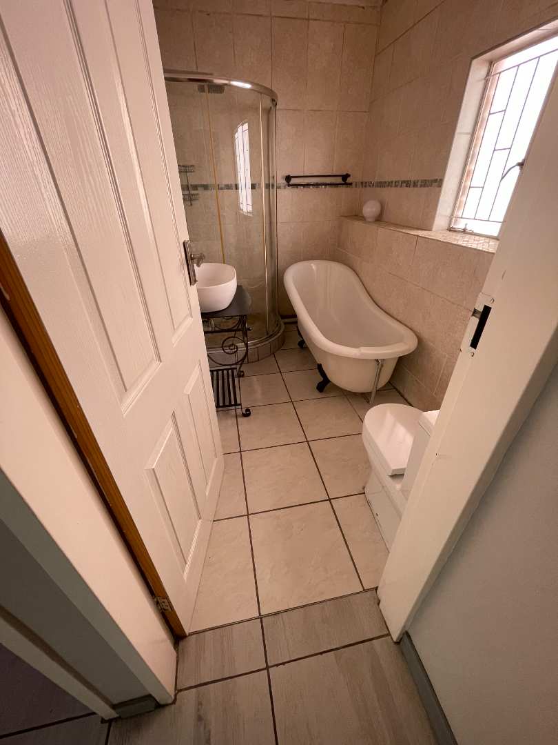 2 Bedroom Property for Sale in Silverton Gauteng