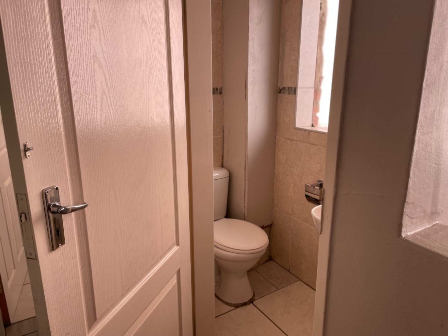 2 Bedroom Property for Sale in Silverton Gauteng