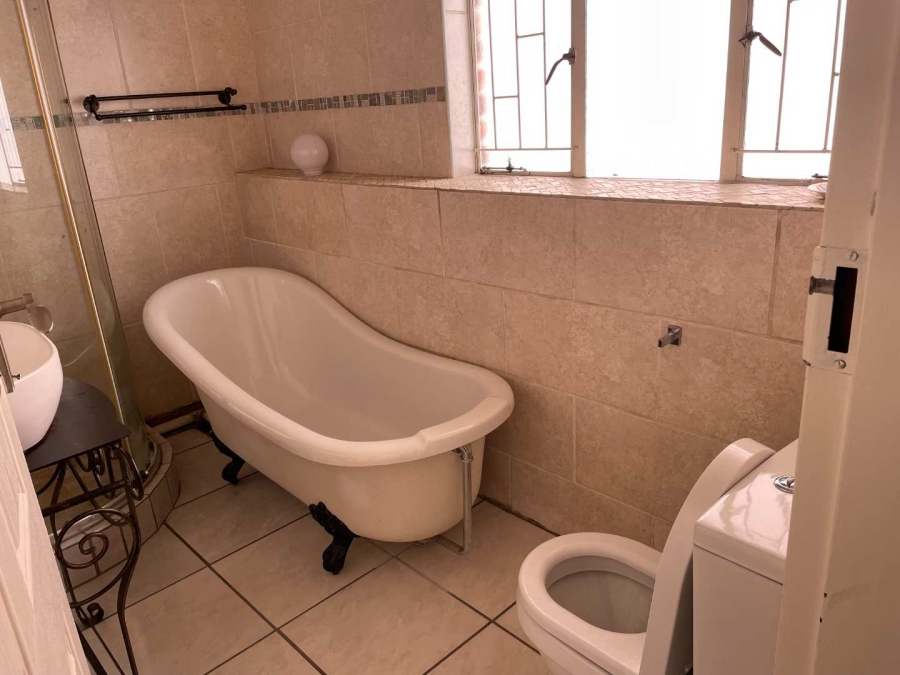 2 Bedroom Property for Sale in Silverton Gauteng