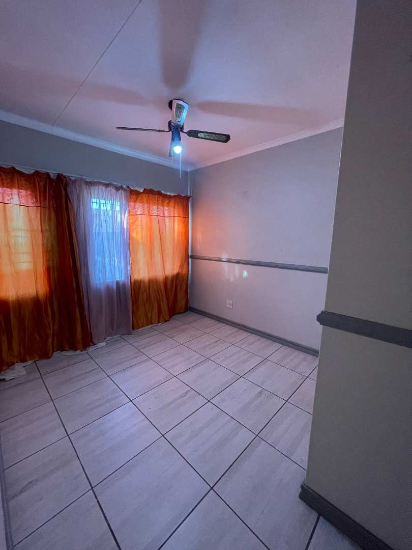2 Bedroom Property for Sale in Silverton Gauteng