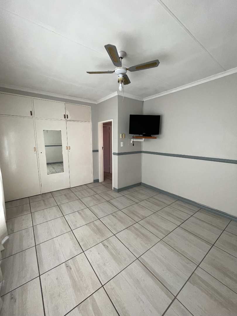 2 Bedroom Property for Sale in Silverton Gauteng