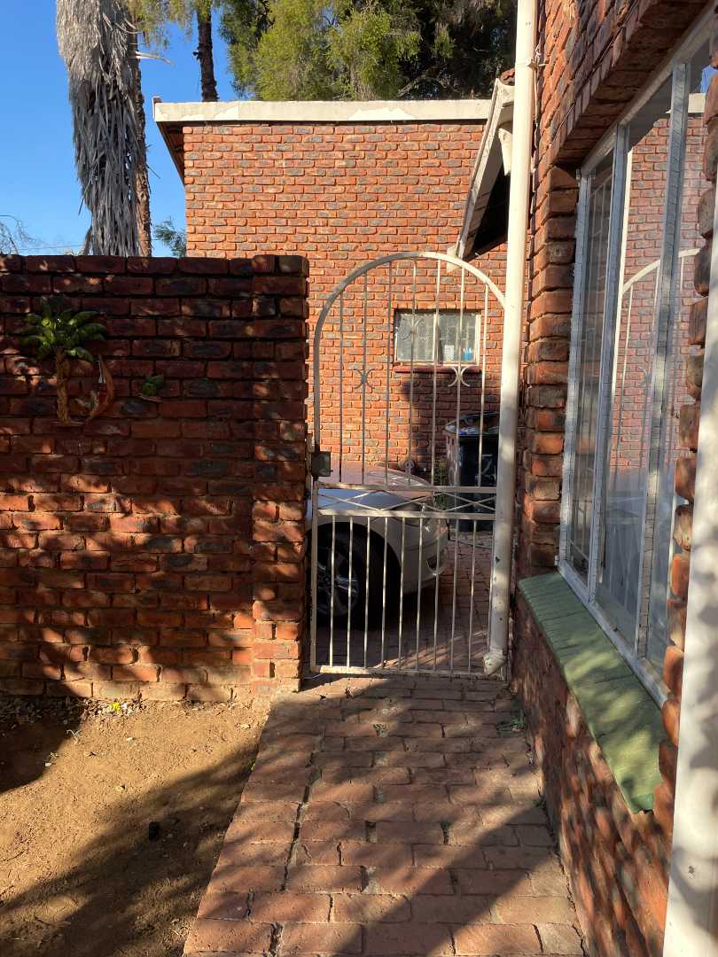 2 Bedroom Property for Sale in Silverton Gauteng