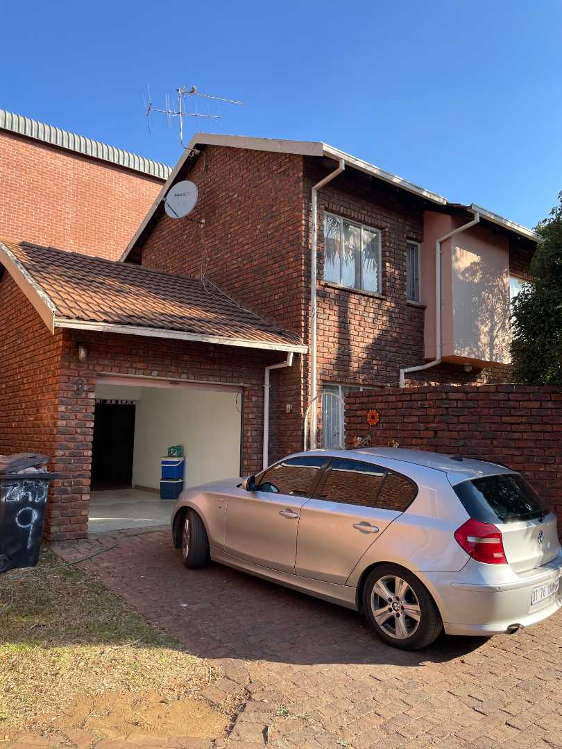 2 Bedroom Property for Sale in Silverton Gauteng
