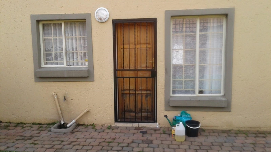 2 Bedroom Property for Sale in Willow Park Manor Gauteng
