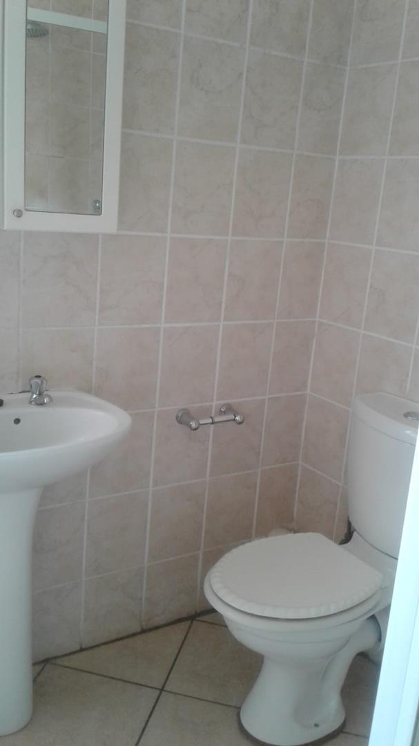 2 Bedroom Property for Sale in Willow Park Manor Gauteng