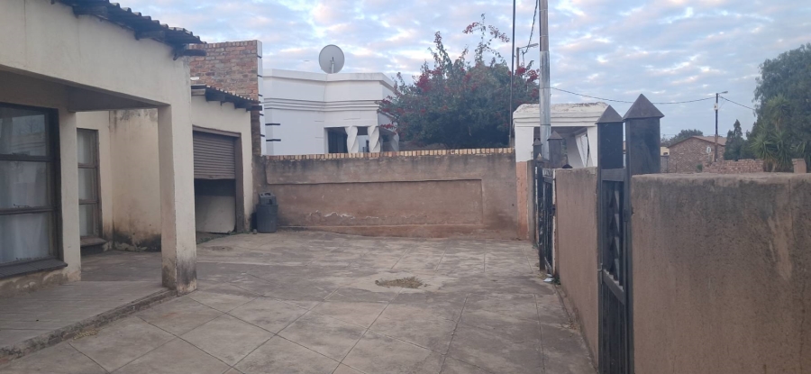 3 Bedroom Property for Sale in Soshanguve South Ext 1 Gauteng