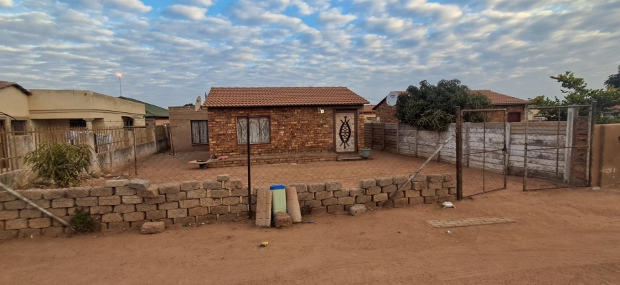 5 Bedroom Property for Sale in Soshanguve South Ext 1 Gauteng