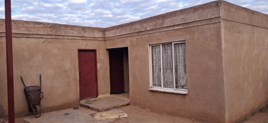 5 Bedroom Property for Sale in Soshanguve South Ext 1 Gauteng