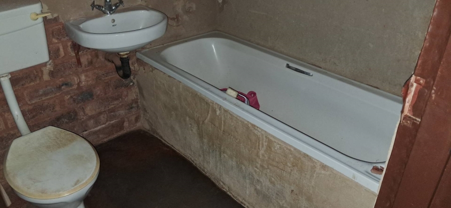5 Bedroom Property for Sale in Soshanguve South Ext 1 Gauteng