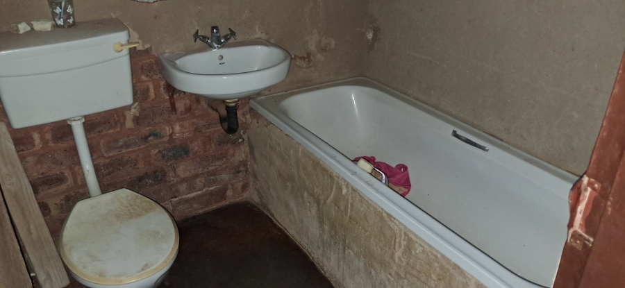 5 Bedroom Property for Sale in Soshanguve South Ext 1 Gauteng