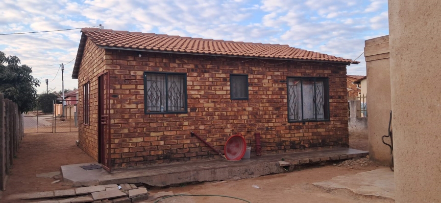 5 Bedroom Property for Sale in Soshanguve South Ext 1 Gauteng