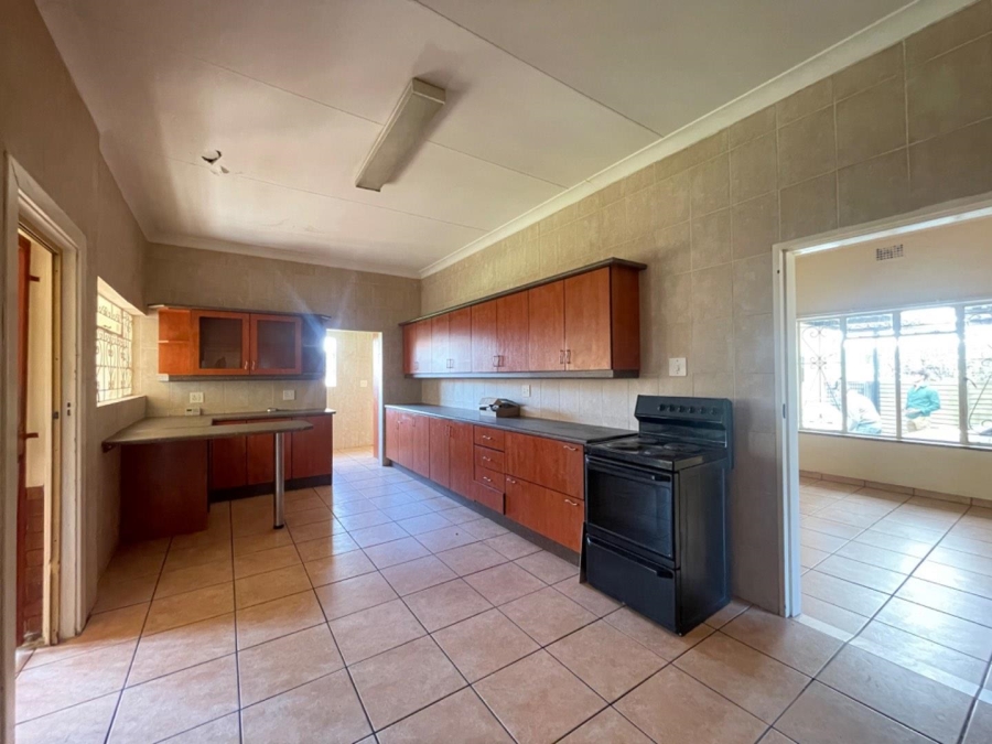 To Let 4 Bedroom Property for Rent in Birchleigh Gauteng