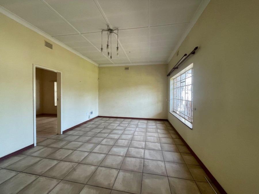 To Let 4 Bedroom Property for Rent in Birchleigh Gauteng