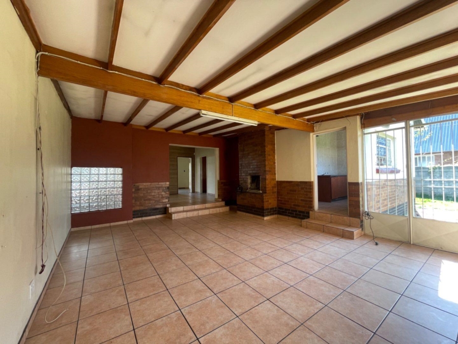 To Let 4 Bedroom Property for Rent in Birchleigh Gauteng