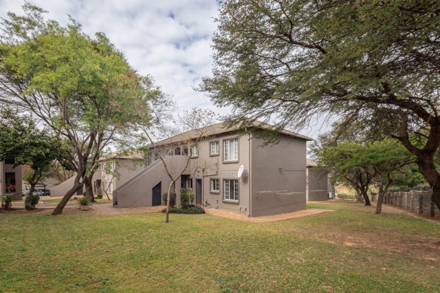 To Let 2 Bedroom Property for Rent in Wilgeheuwel Gauteng