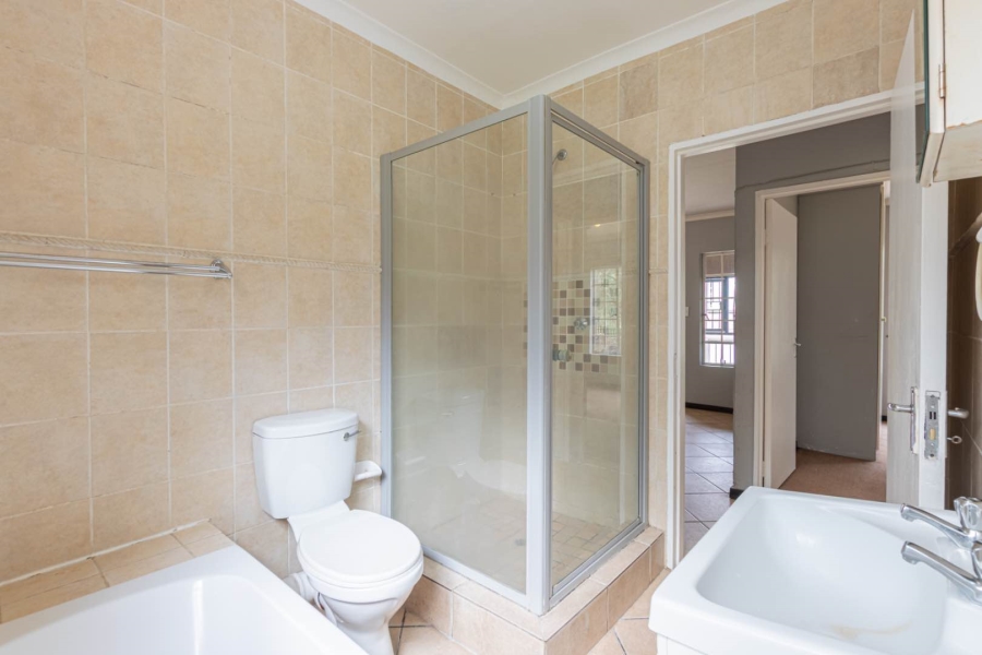 To Let 2 Bedroom Property for Rent in Wilgeheuwel Gauteng