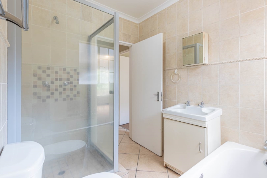 To Let 2 Bedroom Property for Rent in Wilgeheuwel Gauteng