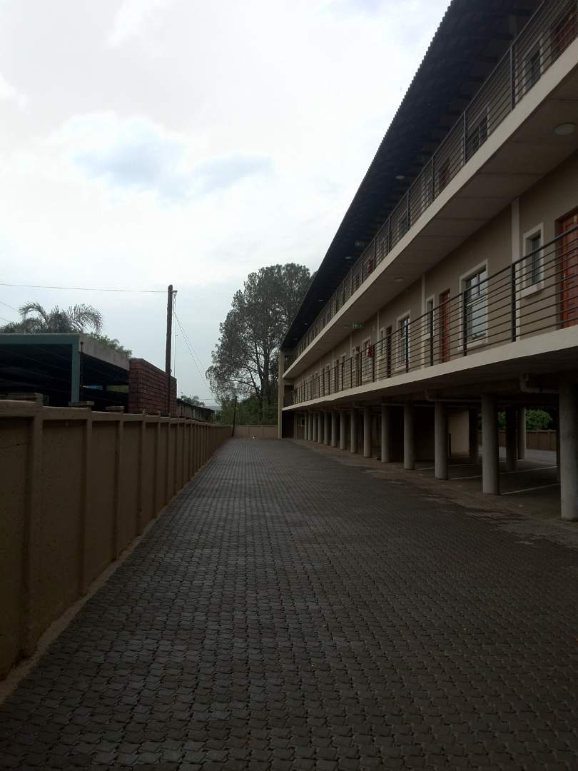 To Let 1 Bedroom Property for Rent in Silverton Gauteng