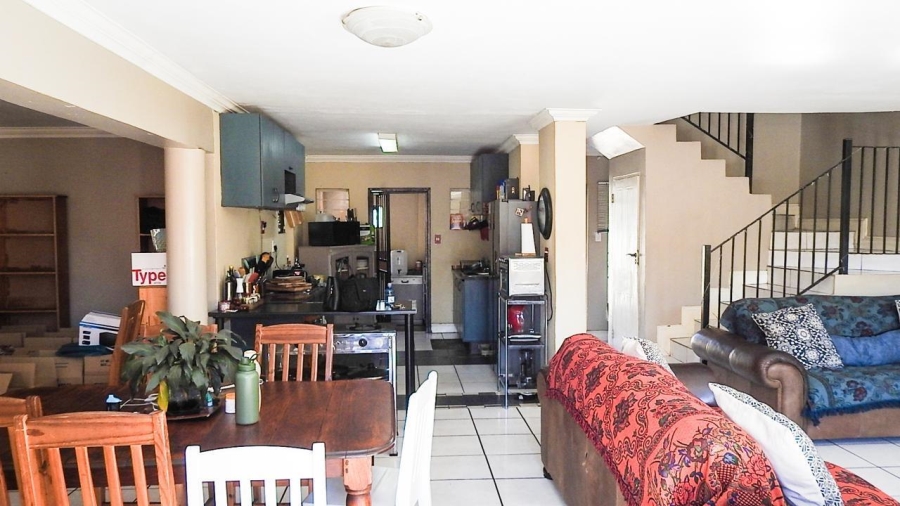 To Let 3 Bedroom Property for Rent in Clubview Gauteng