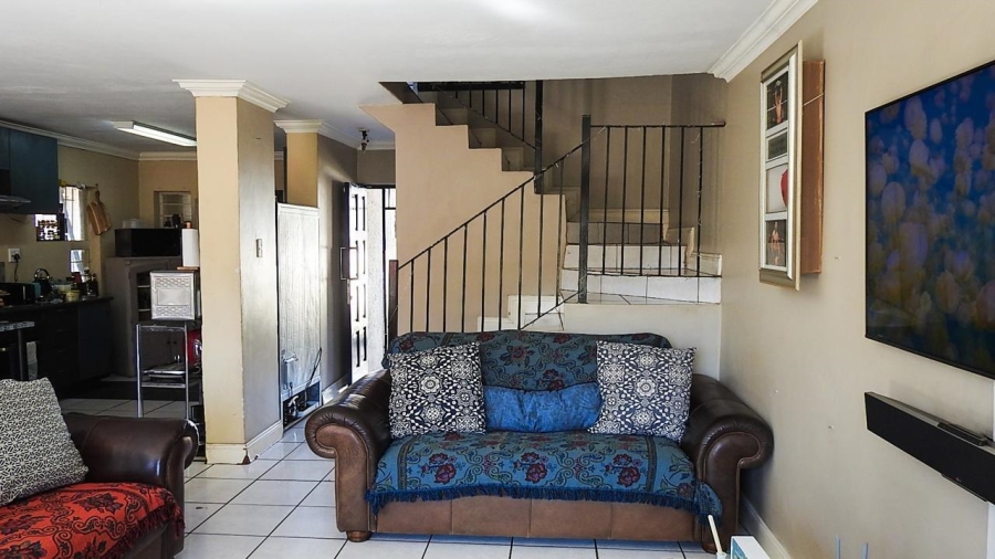 To Let 3 Bedroom Property for Rent in Clubview Gauteng