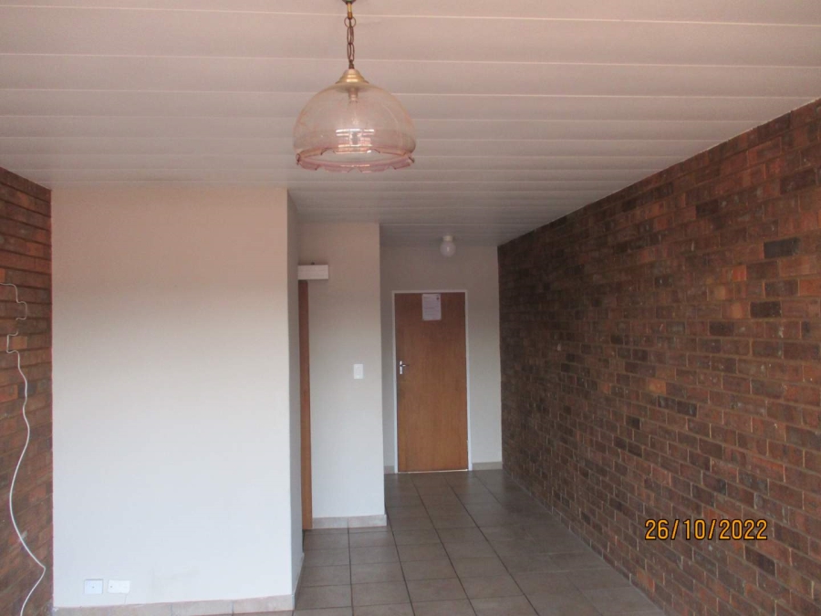 To Let 2 Bedroom Property for Rent in Annlin Gauteng