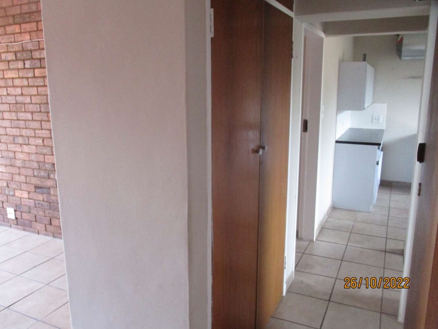 To Let 2 Bedroom Property for Rent in Annlin Gauteng