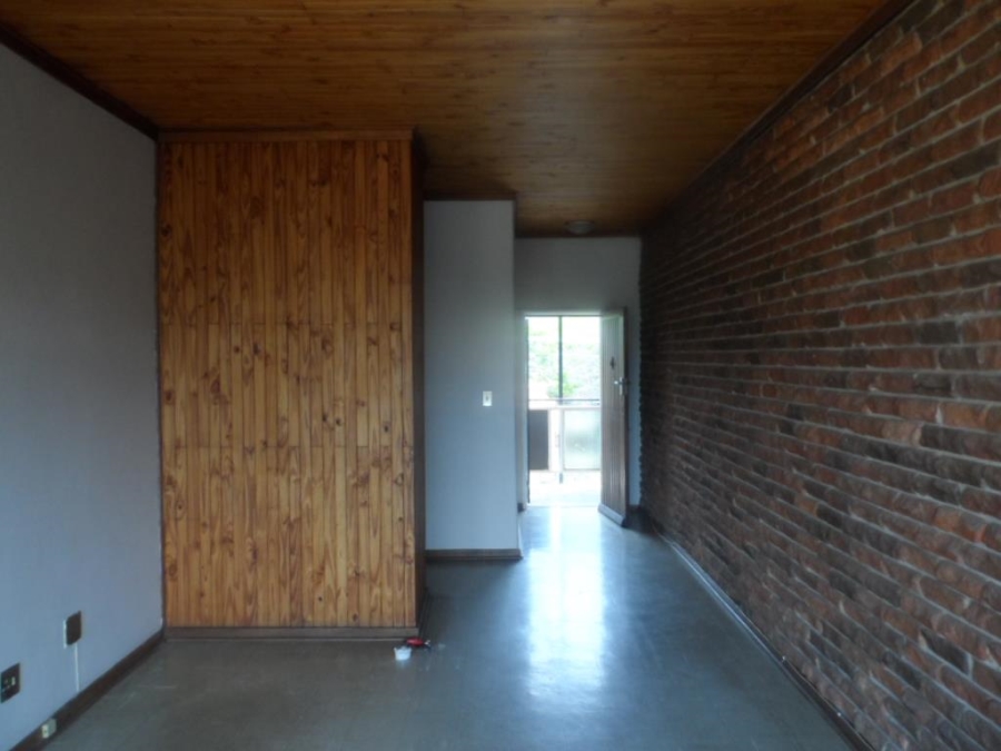 To Let 1 Bedroom Property for Rent in Groenkloof Gauteng