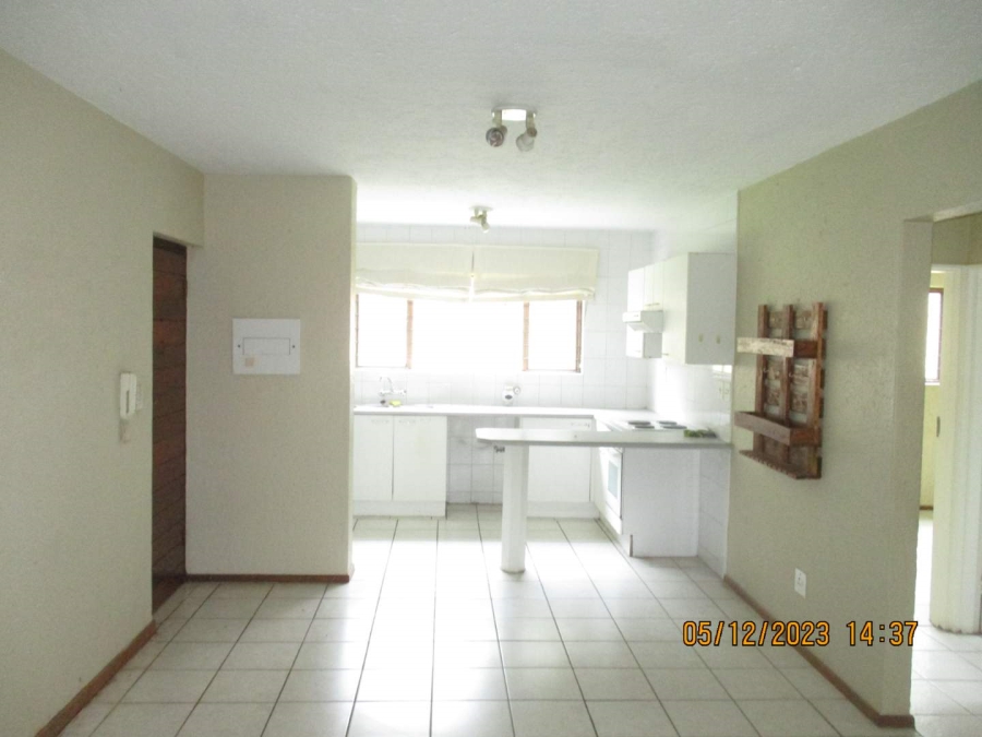 To Let 2 Bedroom Property for Rent in Waterkloof Ridge Gauteng