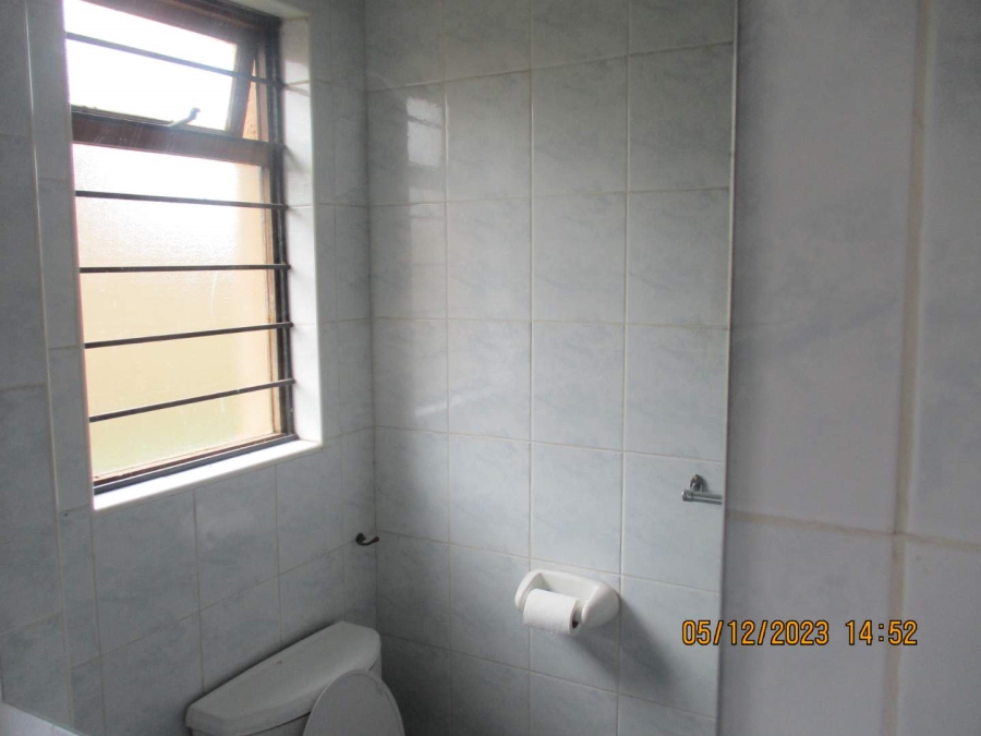 To Let 2 Bedroom Property for Rent in Waterkloof Ridge Gauteng
