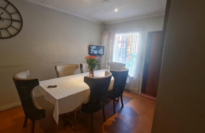 3 Bedroom Property for Sale in Erasmuskloof Gauteng
