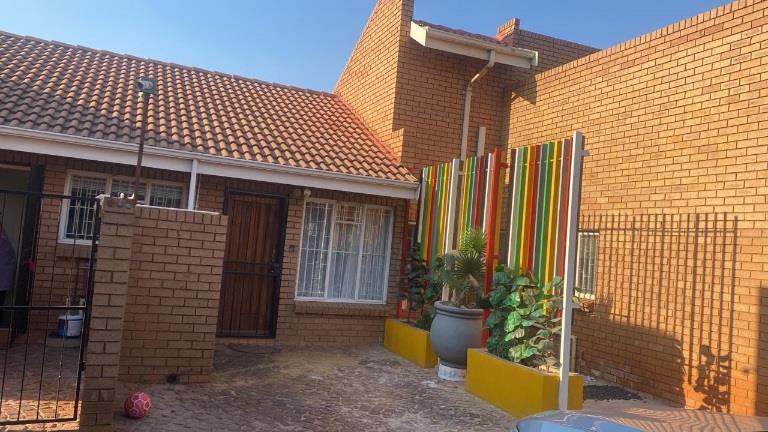 3 Bedroom Property for Sale in Erasmuskloof Gauteng