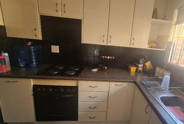 3 Bedroom Property for Sale in Erasmuskloof Gauteng