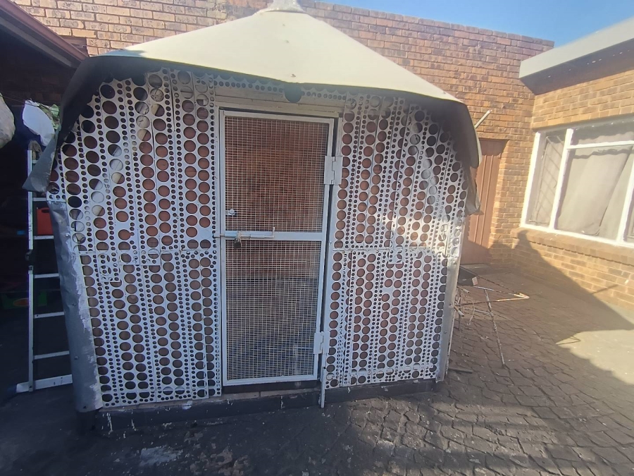 3 Bedroom Property for Sale in Brakpan Central Gauteng