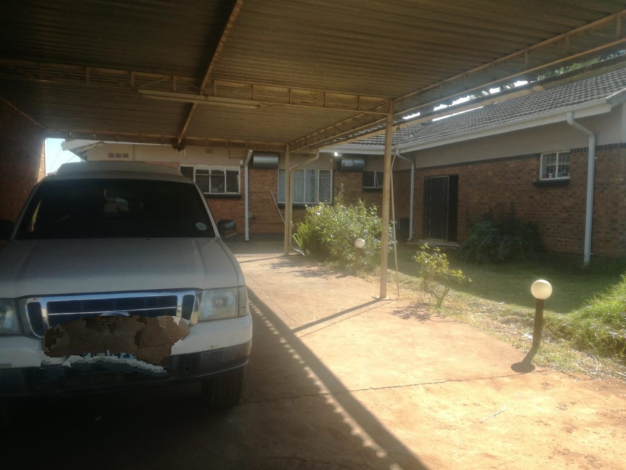6 Bedroom Property for Sale in Kempton Park Ext 2 Gauteng