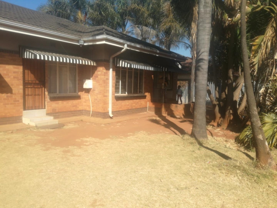 6 Bedroom Property for Sale in Kempton Park Ext 2 Gauteng