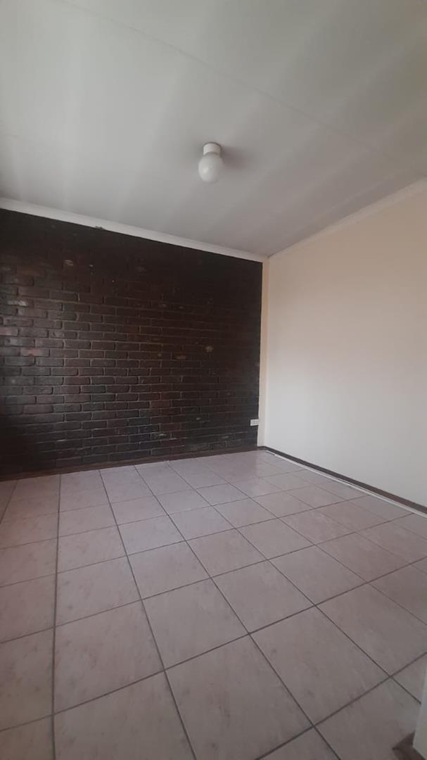 12 Bedroom Property for Sale in Birch Acres Gauteng