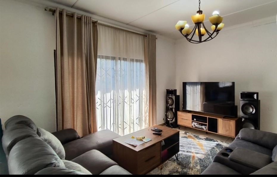 3 Bedroom Property for Sale in Terenure Gauteng