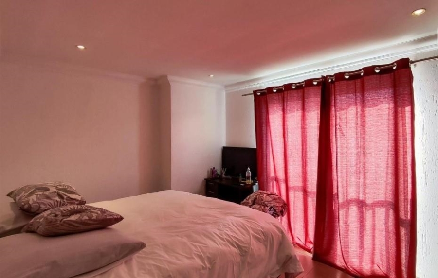 3 Bedroom Property for Sale in Terenure Gauteng