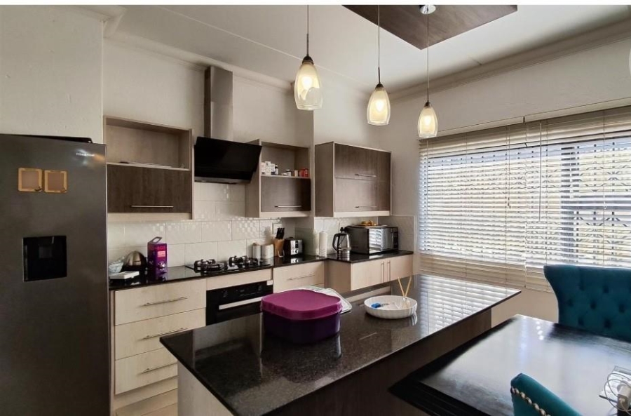3 Bedroom Property for Sale in Terenure Gauteng