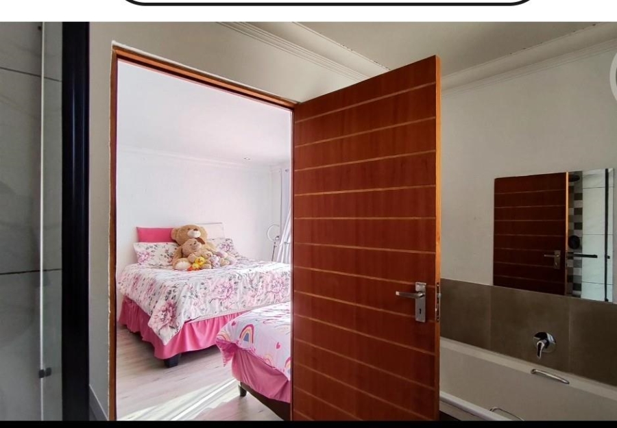 3 Bedroom Property for Sale in Terenure Gauteng