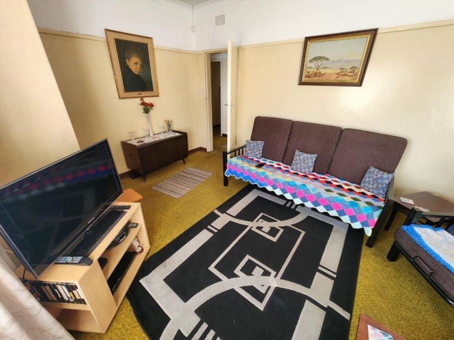 3 Bedroom Property for Sale in Rhodesfield Gauteng